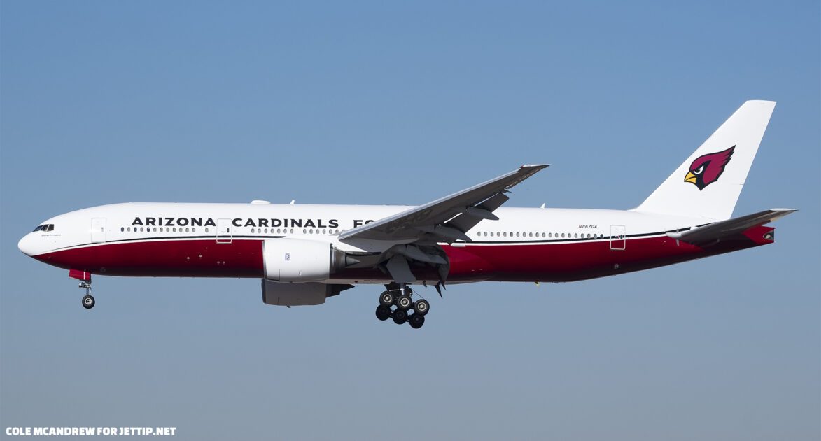 Cardinals take off for Detroit in newly bought Boeing 777 team plane